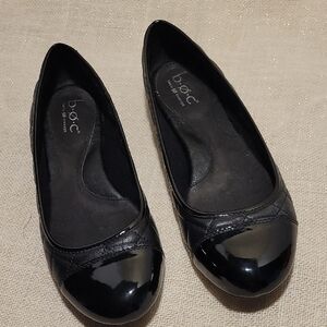 b.o.c. Women's Black Flats